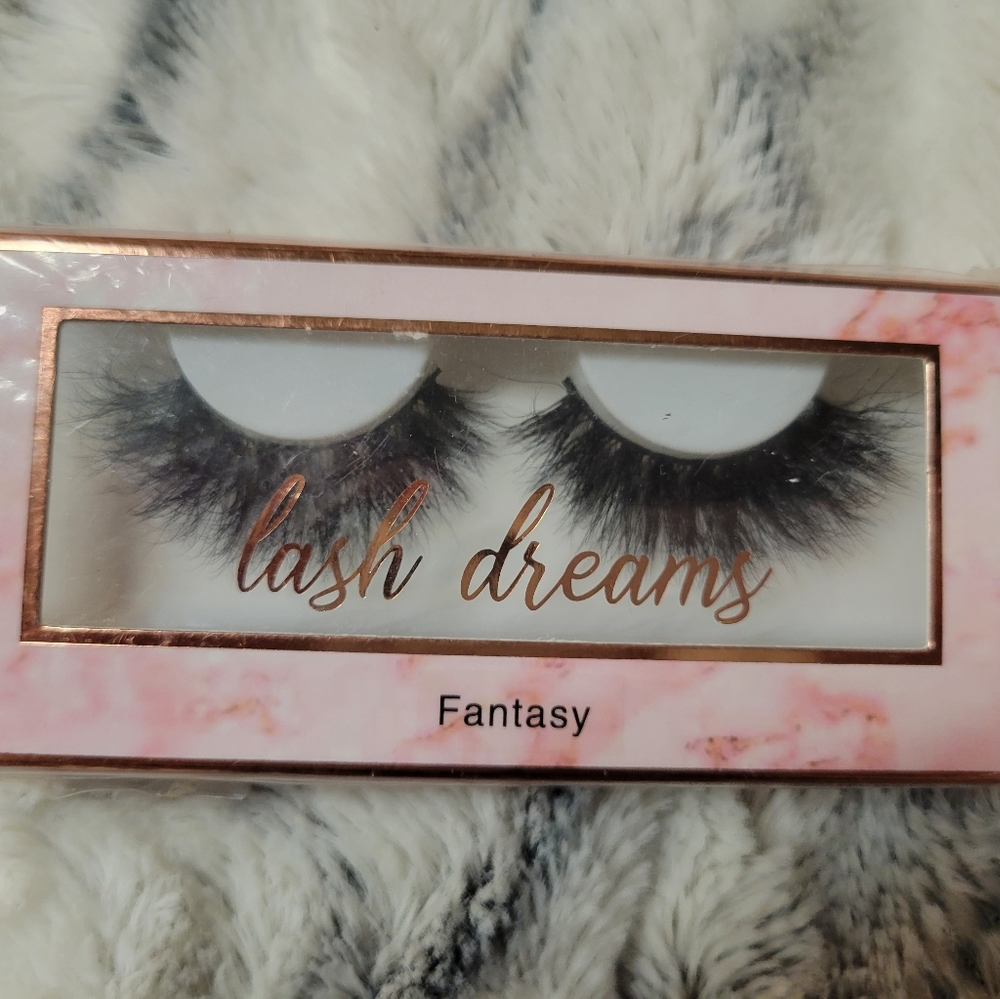 Eyelashes